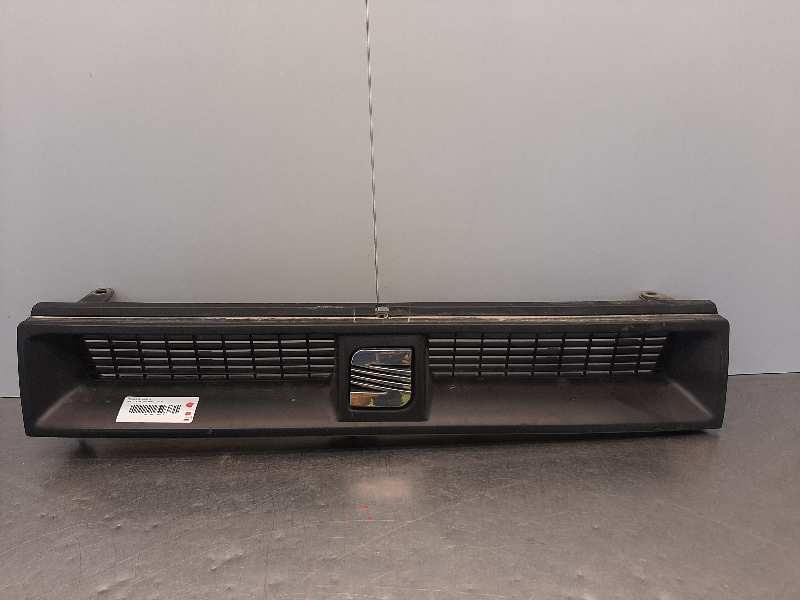 Recambio de rejilla delantera para seat toledo (1l) base referencia OEM IAM 1L0853653B  