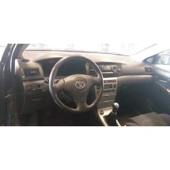 toyota corolla (e12) del año 2004