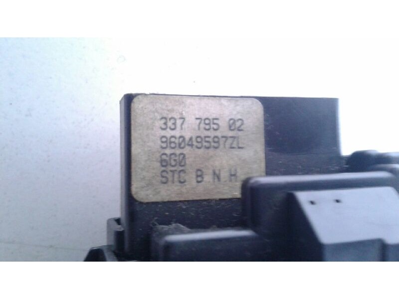 Recambio de mando intermitentes para peugeot 206 berlina xr referencia OEM IAM   