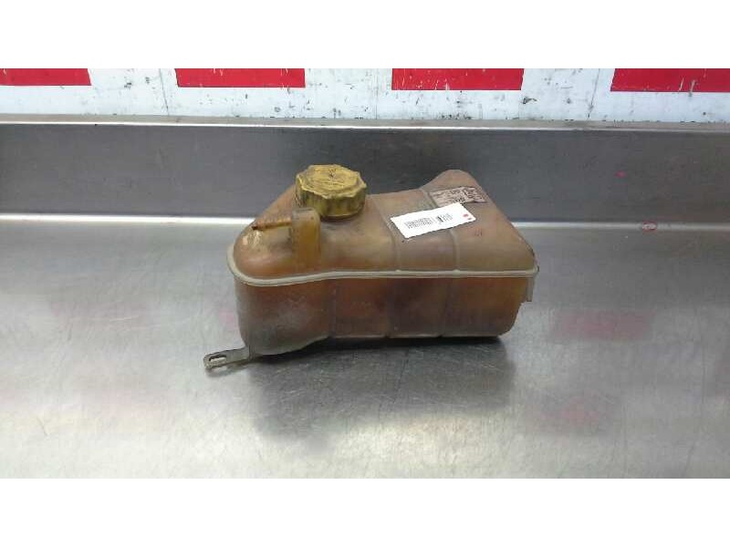 Recambio de deposito expansion para ford fiesta berl./courier porto referencia OEM IAM 7267973  