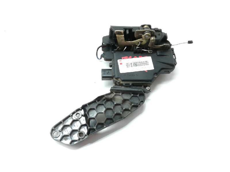 Recambio de cerradura puerta trasera derecha para seat leon (1m1) signo referencia OEM IAM 3B4839016A  