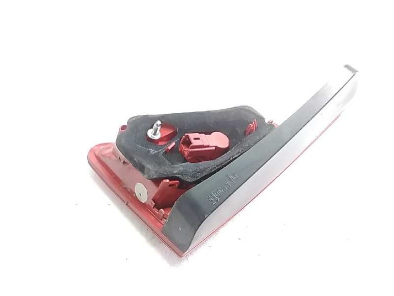 Recambio de piloto trasero izquierdo porton para peugeot 3008 confort referencia OEM IAM 9683461080  