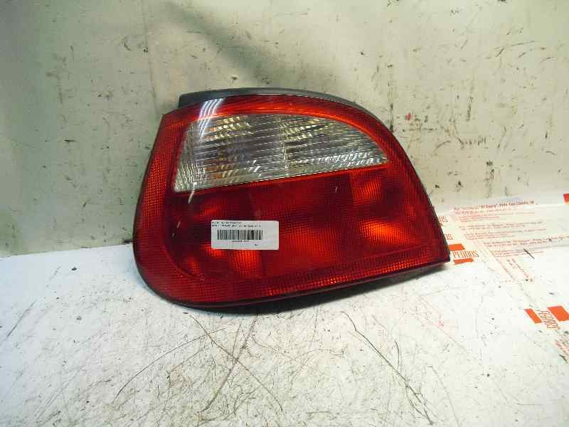 Recambio de piloto trasero izquierdo para renault megane i fase 2 berlina (ba0) 1.4 16v privilege referencia OEM IAM   