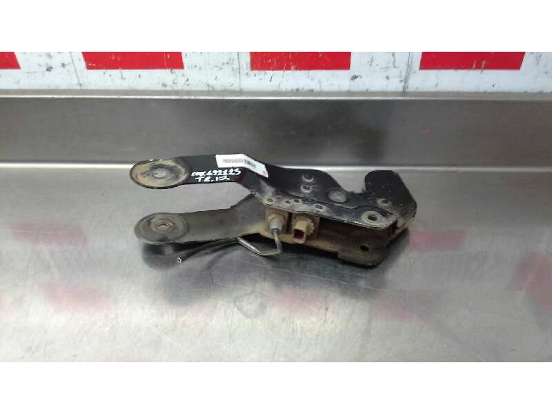 Recambio de enganche cabina trasero izquierod para man 18.d26 f tga 18.480 referencia OEM IAM   