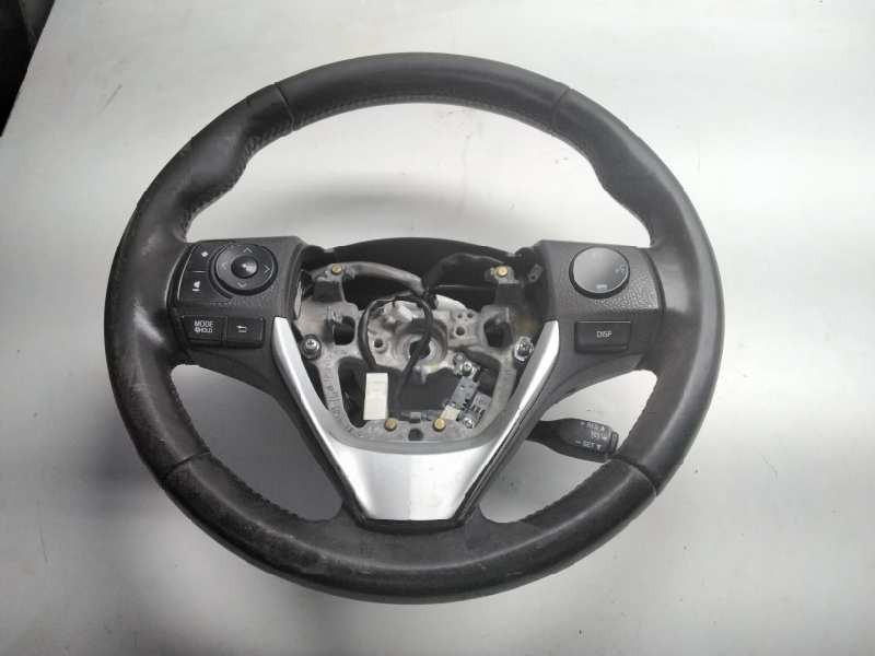 Recambio de volante para toyota auris touring sports (e18) hybrid active referencia OEM IAM 622837800  