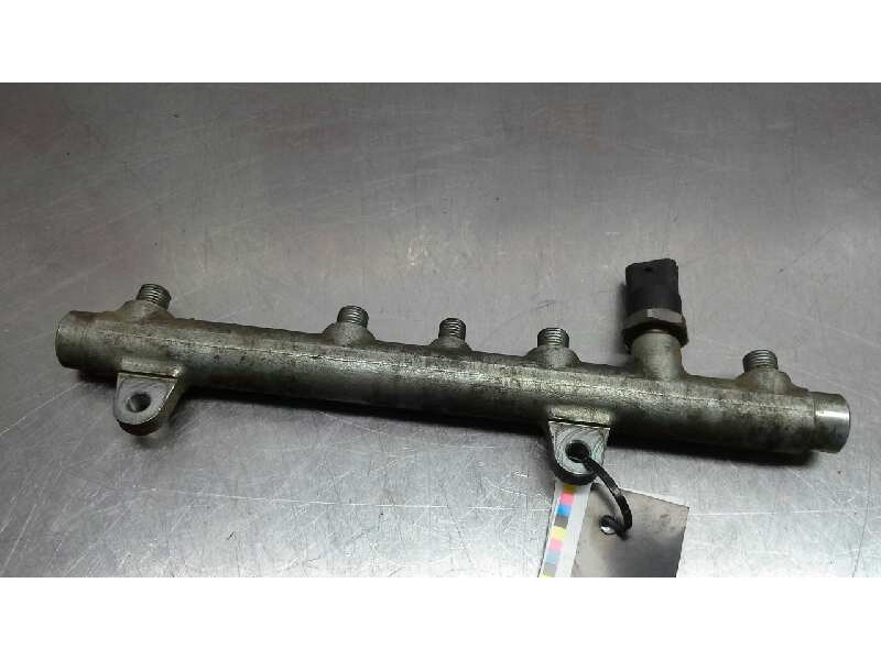 Recambio de rampa inyectora para renault scenic ii 1.9 dci diesel referencia OEM IAM 0445214015  103117