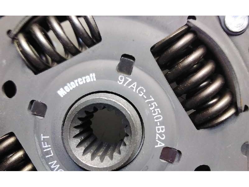 Recambio de kit embrague para ford escort berl./turnier 1.6 16v cat referencia OEM IAM 97AG7550B2A  