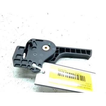 Recambio de tirador capot para land rover range rover evoque (l538) 2.0 d referencia OEM IAM 6H5216A770  