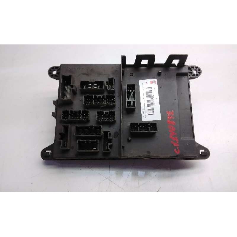 Recambio de caja fusibles para land rover freelander (ln) e familiar referencia OEM IAM V23081C1061X3  