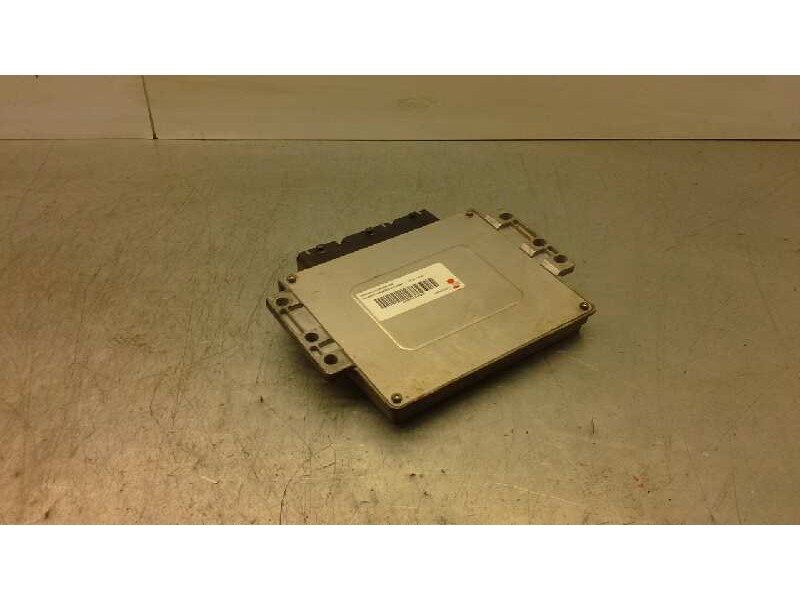 Recambio de centralita motor uce para peugeot 206 berlina e-music referencia OEM IAM 9656972580 221 