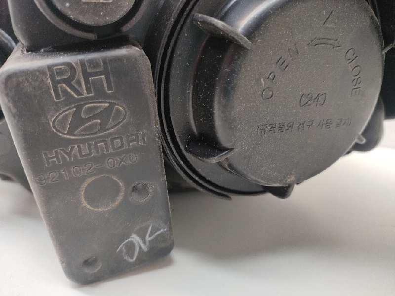 Recambio de faro derecho para hyundai i10 referencia OEM IAM 921020X0  