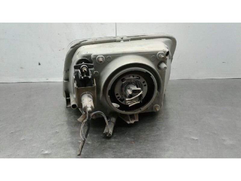 Recambio de faro izquierdo para renault rapid/express (f40) 1.4 familiar kat (f407/40v) referencia OEM IAM   