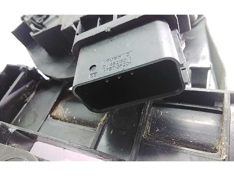 Recambio de cerradura puerta trasera derecha para ford focus turnier (cb4) trend referencia OEM IAM 4M5AR2641BE  