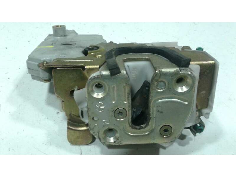 Recambio de cerradura puerta delantera derecha para nissan primera berlina (p11) motion referencia OEM IAM   