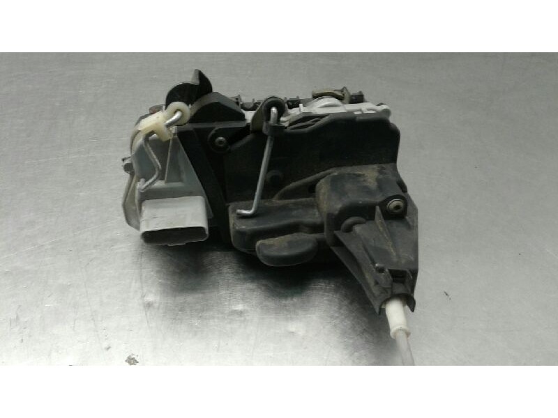 Recambio de cerradura puerta delantera izquierda para peugeot 307 (s1) xr referencia OEM IAM   