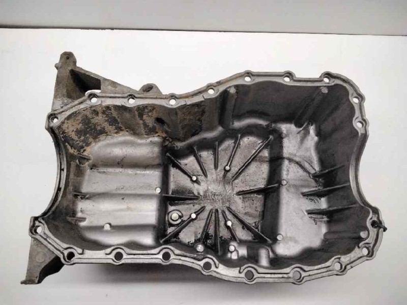 Recambio de carter para renault clio ii fase ii (b/cb0) 1.5 dci diesel referencia OEM IAM 8200188389  103667