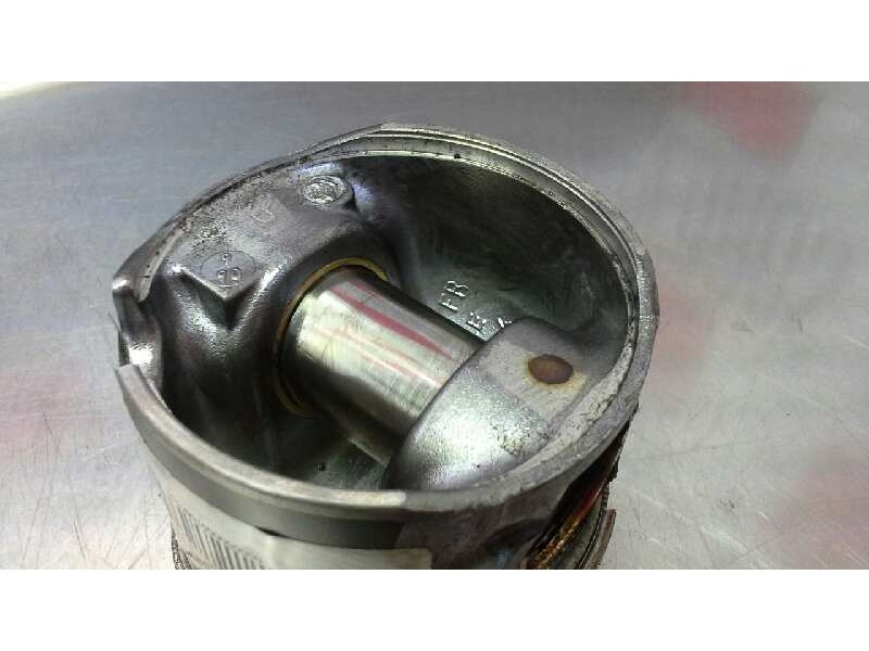 Recambio de piston para volkswagen jetta (1k2) trendline referencia OEM IAM   