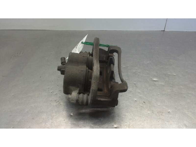 Recambio de pinza freno delantera derecha para kia sorento 2.5 crdi emotion referencia OEM IAM 138024  
