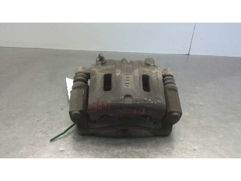 Recambio de pinza freno delantera derecha para kia sorento 2.5 crdi emotion referencia OEM IAM 138024  