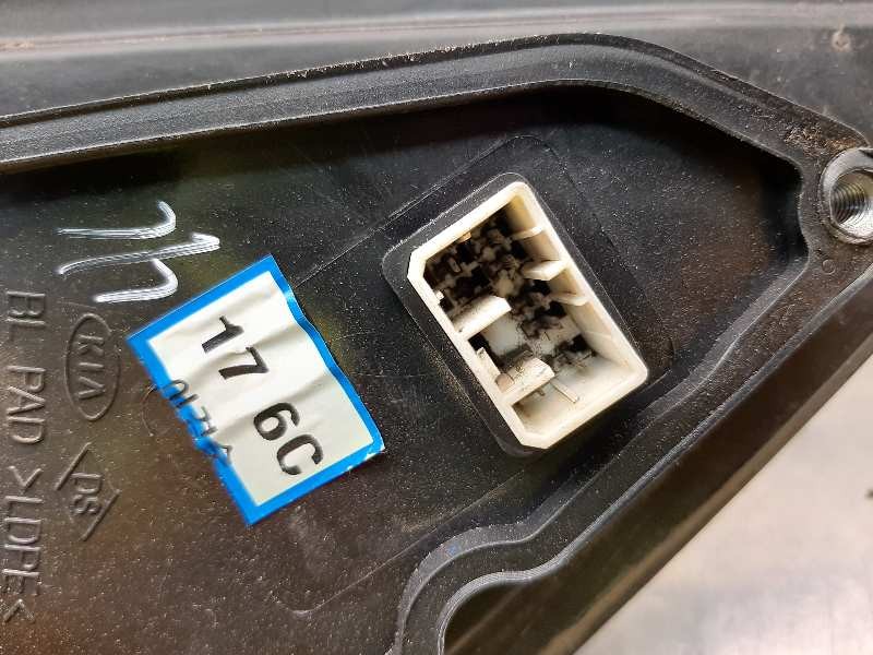 Recambio de retrovisor izquierdo para kia sorento 2.5 crdi emotion referencia OEM IAM   