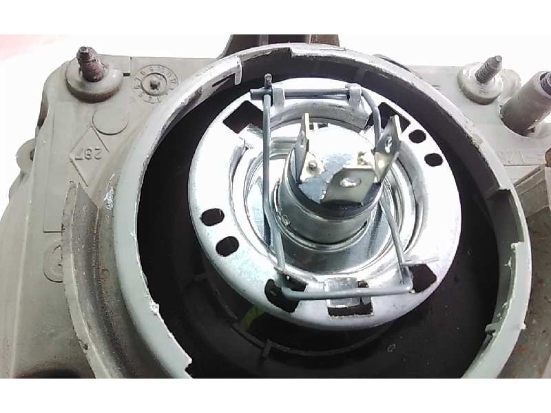 Recambio de faro izquierdo para renault rapid/express (f40) 1.4 break referencia OEM IAM   