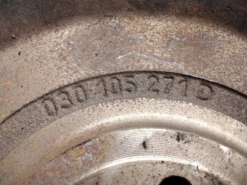 Recambio de volante motor para skoda fabia (5j2 ) 1.4 16v referencia OEM IAM 030105271D  