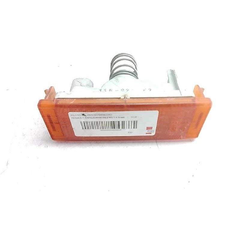 Recambio de piloto delantero derecho para renault rapid/express (f40) 1.4 break referencia OEM IAM 7700812996  