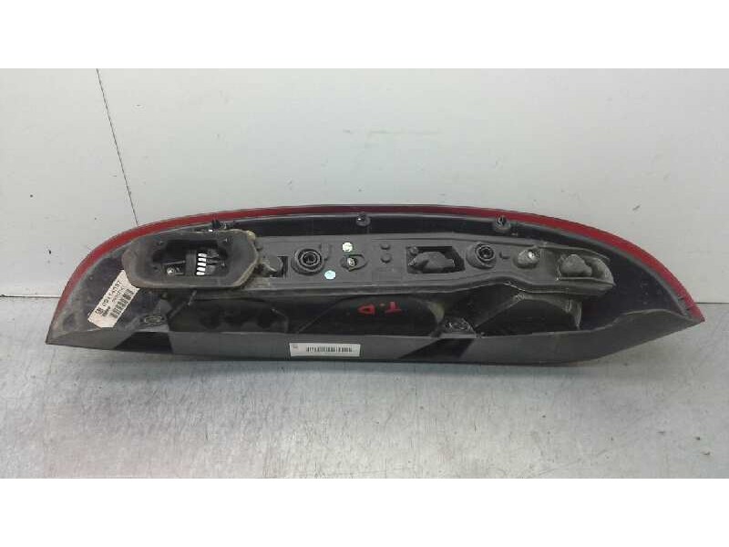 Recambio de piloto trasero derecho para opel corsa c comfort referencia OEM IAM   