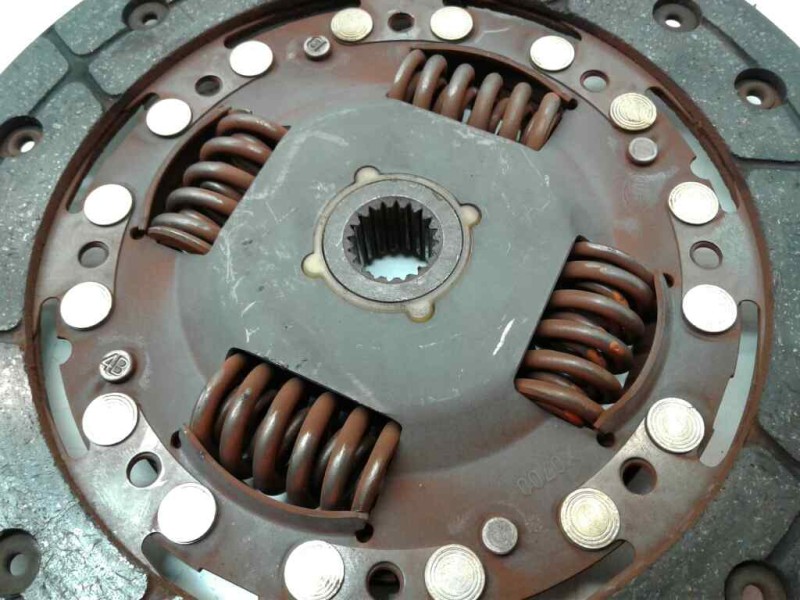 Recambio de disco embrague para fiat panda (169) 1.3 jtd cat referencia OEM IAM 320037510 SIDAMON 