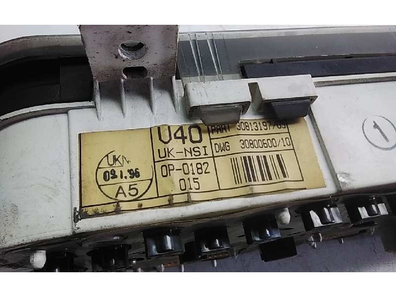 Recambio de cuadro instrumentos para volvo s40 berlina 1.8 16v referencia OEM IAM 3081319705  