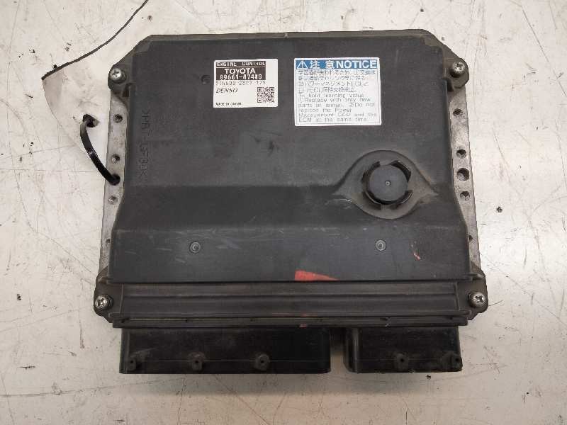 Recambio de centralita motor uce para toyota prius+ eco referencia OEM IAM 89661-47480  