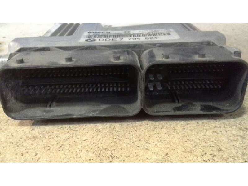 Recambio de centralita motor uce para bmw serie 3 berlina (e46) 2.0 16v diesel cat referencia OEM IAM 0281011122 DDE7794624 7795
