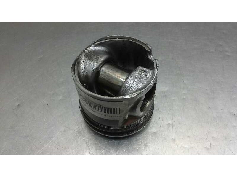 Recambio de piston para toyota avensis berlina (t25) 2.0 d4-d executive berlina (5-ptas.) referencia OEM IAM   