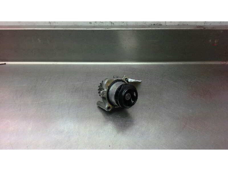 Recambio de bomba agua para seat leon (1p1) 1.9 tdi referencia OEM IAM   