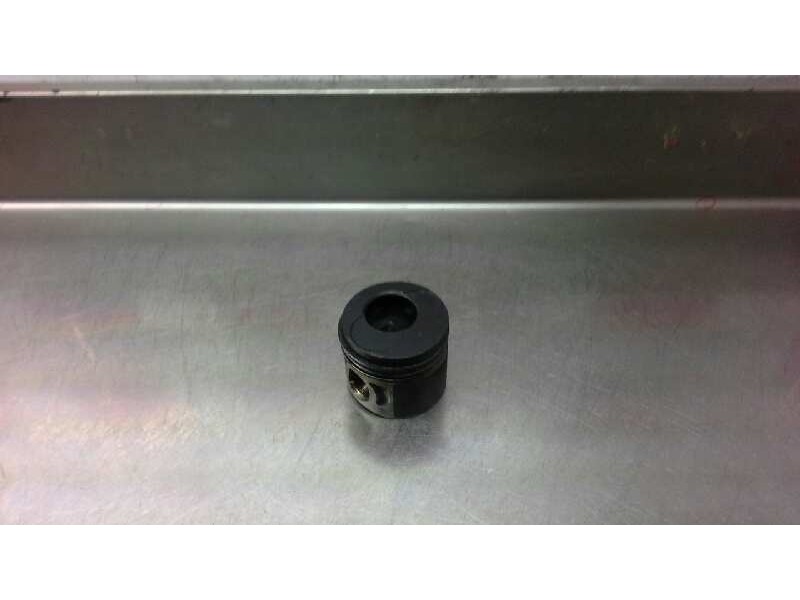 Recambio de piston para seat leon (1p1) 1.9 tdi referencia OEM IAM   
