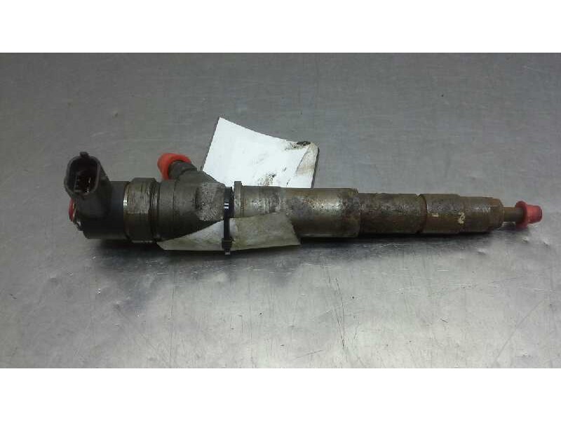Recambio de inyector para opel movano b kasten/combi 2.3 cdti referencia OEM IAM 0445110375  