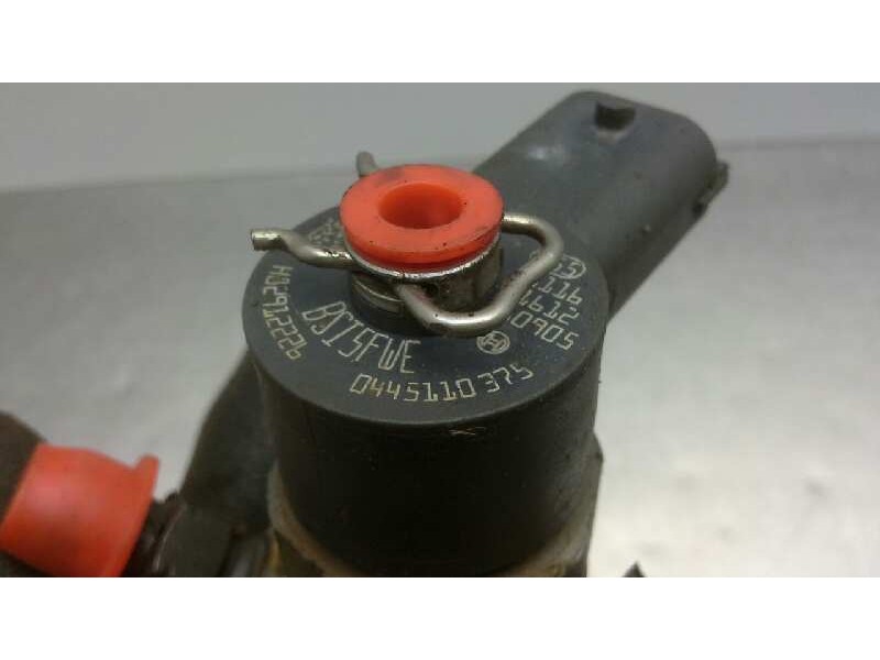 Recambio de inyector para opel movano b kasten/combi 2.3 cdti referencia OEM IAM 0445110375  