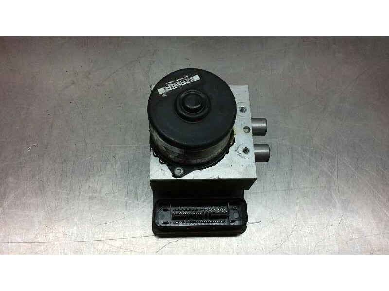 Recambio de abs para nissan cabstar 35.15 referencia OEM IAM 476605610A-9  