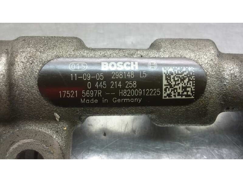 Recambio de rampa inyectora para opel movano b kasten/combi 2.3 cdti referencia OEM IAM 0445214258  