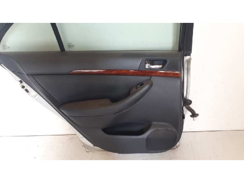 Recambio de puerta trasera izquierda para toyota avensis berlina (t25) 2.0 d4-d executive berlina (5-ptas.) referencia OEM IAM 6