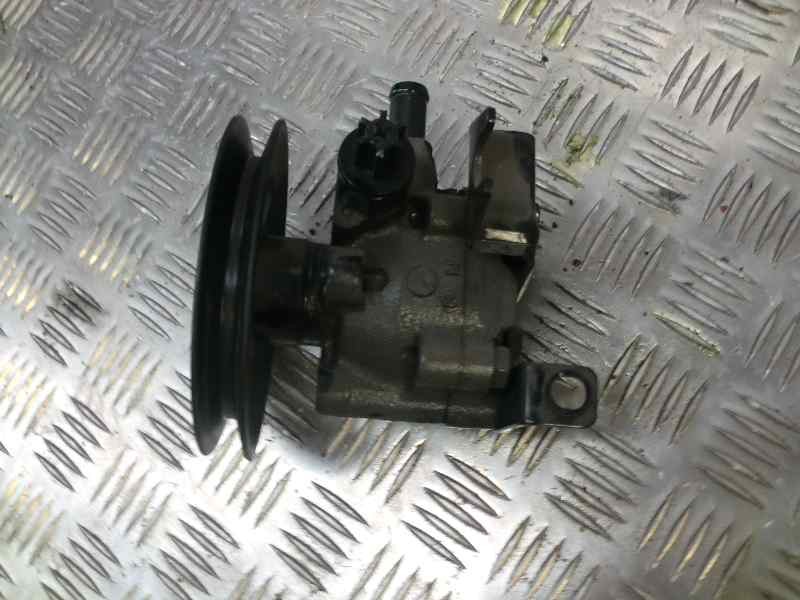 Recambio de bomba servodireccion para nissan terrano/terrano.ii (r20) 2.4 cat referencia OEM IAM OF900  