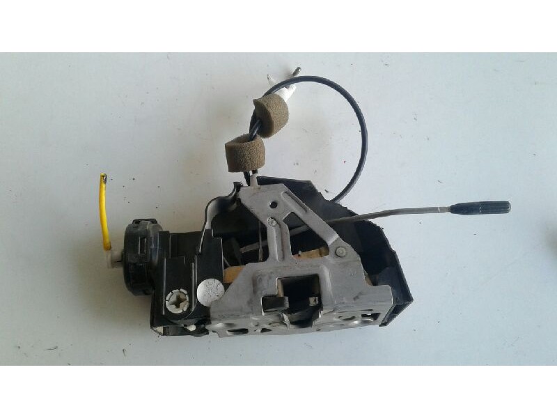 Recambio de cerradura puerta delantera derecha para mercedes clase a (w168) 160 (168.033) referencia OEM IAM 1687202235  