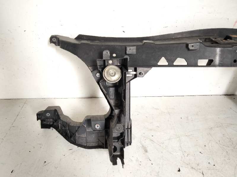 Recambio de panel frontal para mercedes sprinterii caja cerrada (desde 01.06) 310/313/316 cdi (906.631/633/635/637) referencia O