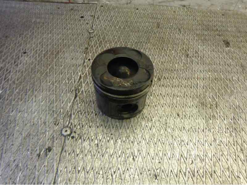 Recambio de piston para bmw serie 3 berlina (e46) 320d referencia OEM IAM   