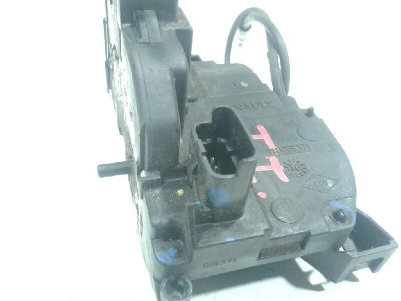 Recambio de cerradura puerta trasera izquierda para renault megane iii berlina 5 p authentique referencia OEM IAM 825030024R  