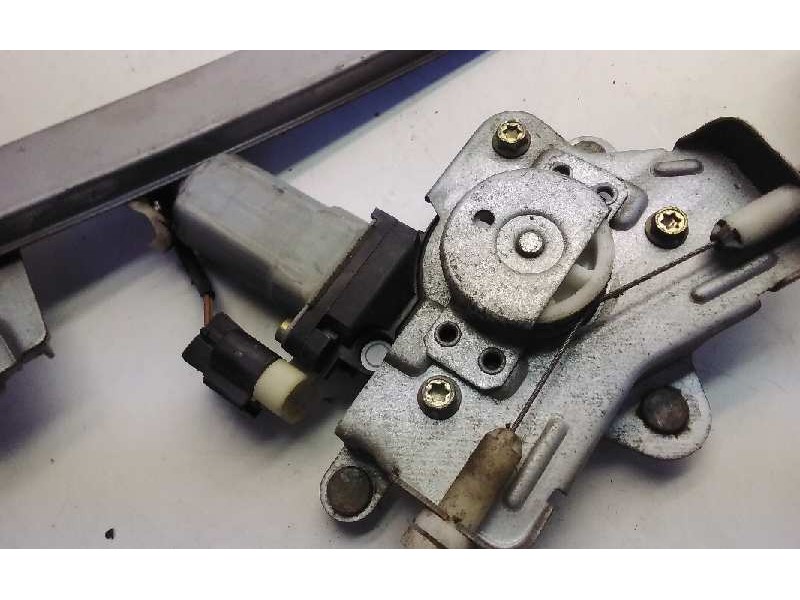 Recambio de elevalunas delantero derecho para kia picanto 1.0 lx referencia OEM IAM 8240407010  
