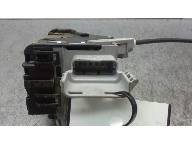 Recambio de cerradura puerta trasera izquierda para peugeot 407 sw st sport pack referencia OEM IAM 9137Q7  