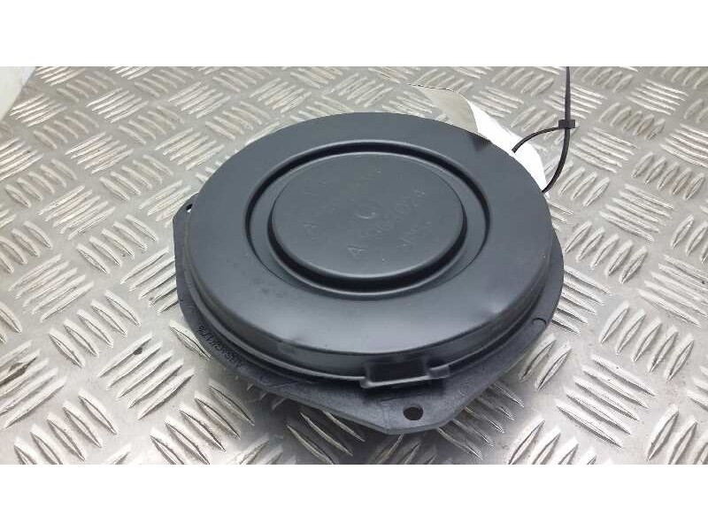 Recambio de altavoz para fiat grande punto (199) 1.3 16v jtd cat referencia OEM IAM 518302300 518302300 