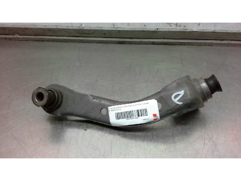 Recambio de soporte brazo suspension delantero derecho para nissan evalia referencia OEM IAM 8200127321R  