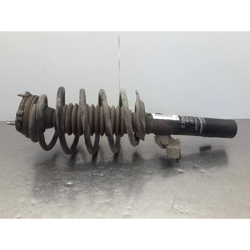 Recambio de amortiguador delantero izquierdo para jaguar x-type wagon 2.0 d classic referencia OEM IAM 040525003W000 18045AC 